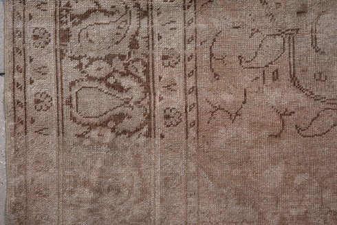 Antique Oushak Area Rug (4' x 6')